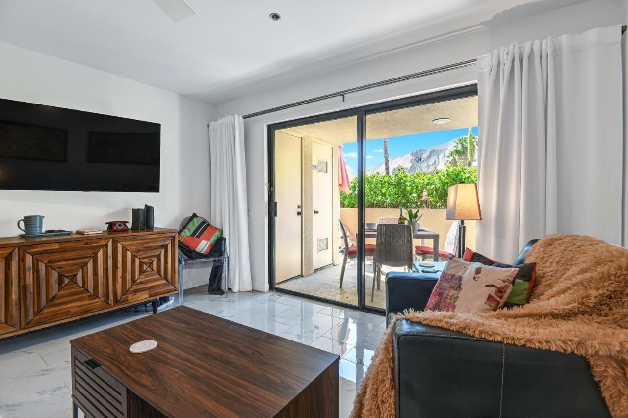 Modern Plaza Villas Oasis Palm Springs Exterior foto