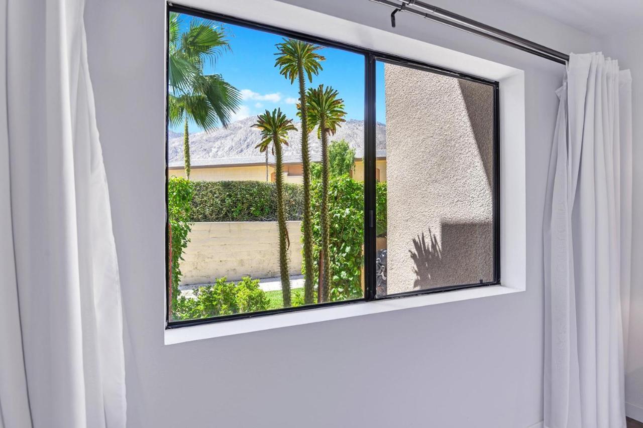 Modern Plaza Villas Oasis Palm Springs Exterior foto