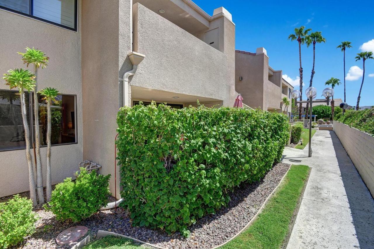 Modern Plaza Villas Oasis Palm Springs Exterior foto