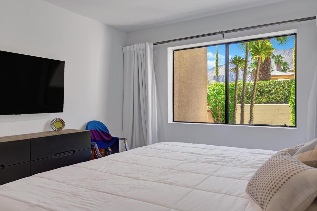 Modern Plaza Villas Oasis Palm Springs Exterior foto